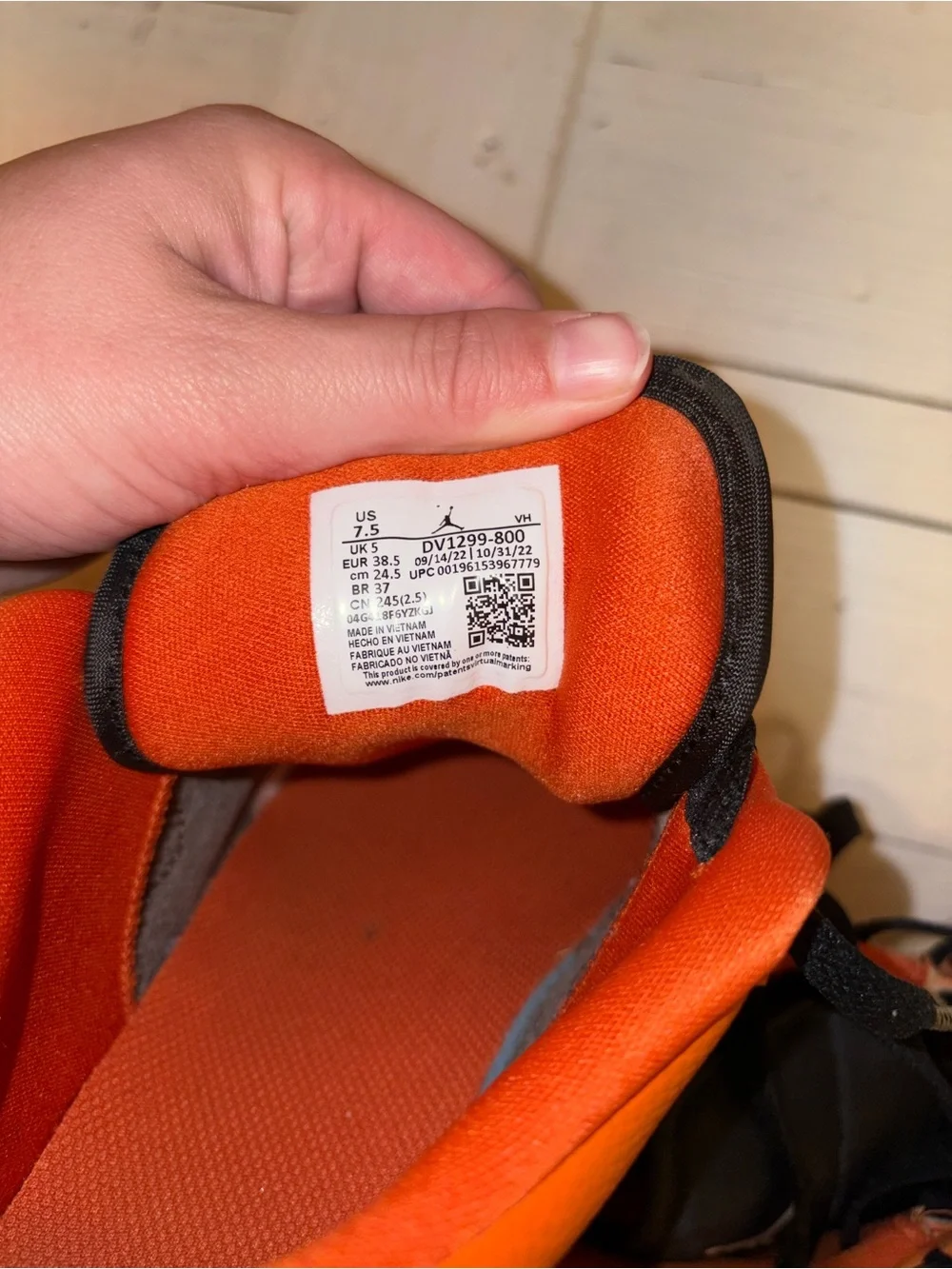 Jordan Low-Top Sneakers in Orange and Black